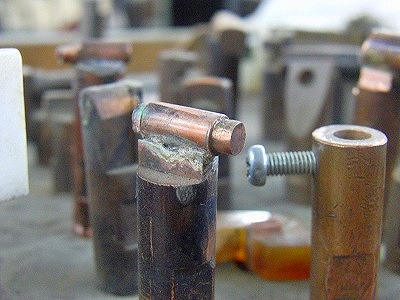 オーダーメイド・オリジナル・特注金具の製作を支える、メタルハウスの職人、道具たち