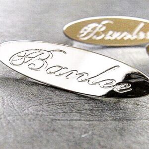 お客様ブランドオリジナルのカシメ、スタッズ、ボタン、ホックの製作。オリジナルブランドのネームやイニシャルを刻印して、ブランドに付加価値を付け加えます。円、楕円、ひし形、四角、、大きさもデザインも素材も自由！