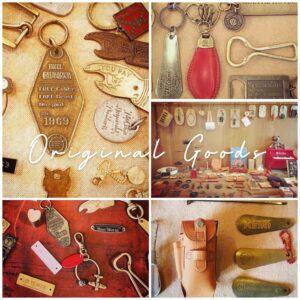 アーティスト、ライブ、芸能人、オリジナルロゴ入り、オーダーメイドの特注キーケース、キーホルダー　記念品　贈呈品　ノベルティー　販促品　ギフト　プレゼント　メタルハウス　金具　金属小物　革小物