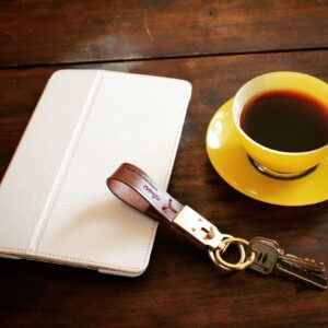 アーティストオリジナルロゴ入り、特注・オーダーメイドのキーホルダー金具 アクセサリー メタルハウス 金属小物 革小物 記念品 ギフト プレゼント ノベルティ