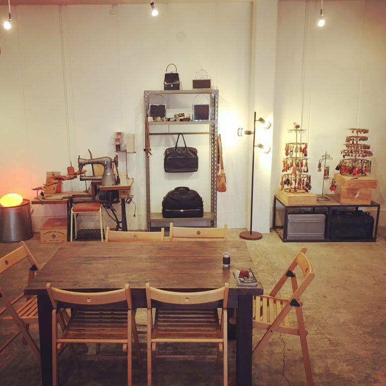 オーダーメイドのプロダクトや特注の金具を職人ともに歩み続けてきたメタルハウスの技術と歴史。