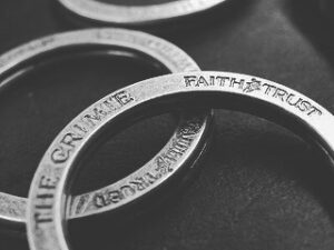 metal house / メタルハウス / オリジナル金具　ブランドオリジナルロゴ入り、特注ホック、ボタン、カシメ金具のオーダー　メタルハウス