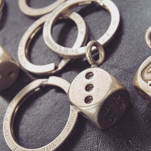 ゴルフグッズ、イベントグッズ、会員タグ、ルームナンバー、カギ、ピンバッジ、ピンバッヂ、アーティストグッズ、コンサート、ライブ、展示会、金属小物、革小物、チャーム