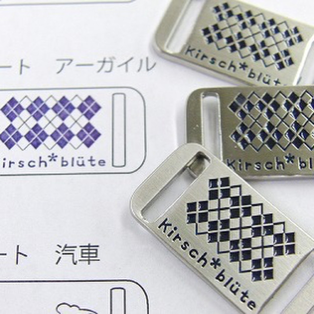  オリジナルデザイン・オーダーメイドのキーホルダー、ピンバッジ、ブランドオリジナル、お客様へのプレゼント、記念品、ノベルティー、販売の促進、、デザインやイメージからオンリーワンの金具を作ります。