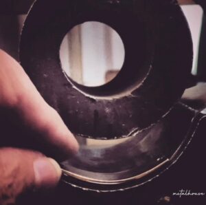 アーティスト、ブランド、車メーカー、家具、ホテル業、さまざまなお客様から、オーダーメイドの金具、金属小物、革小物、金属加工のご相談をいただきます。