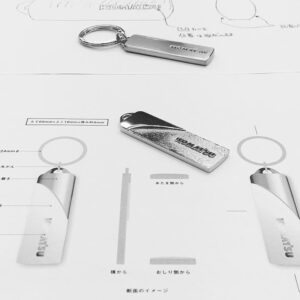 オーダーメイドのオリジナルロゴ入り、靴べらキーホルダーの特注生産　記念品　ノベルティー　販促品　プレゼント　ギフト　オーダーメイド