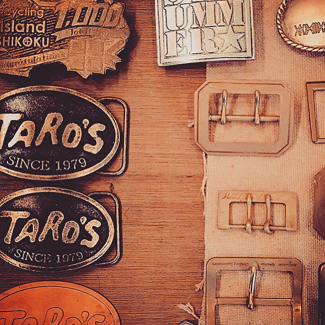  ゴルフラウンド用、ベルトループ取り付け式、ボール、ティー、デボット直し革小物。記念品、ノベルティ、プレゼント、販売促進