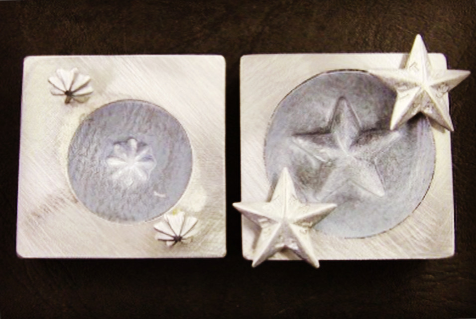  ゴルフグッズ、イベントグッズ、会員タグ、ルームナンバー、カギ、ピンバッジ、ピンバッヂ、アーティストグッズ、コンサート、ライブ、展示会、金属小物、革小物、チャーム