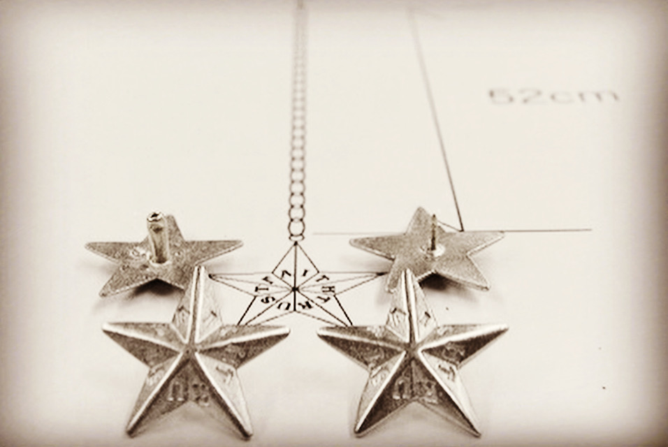  シリアルナンバー、ナンバリング、ゴルフマーカー、識別タグ、QRコード、オリジナルのブランドネームプレート、チャーム、ペンダントトップ、ゴルフ会員様ネームタグ 、部屋番号付きホテルルームキー、結婚式のゲスト様のネーム、神社仏閣、冠婚葬祭
