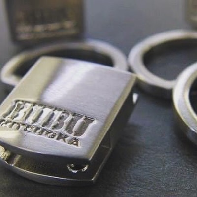  ゴルフラウンド用、ベルトループ取り付け式、ボール、ティー、デボット直し革小物。記念品、ノベルティ、プレゼント、販売促進
