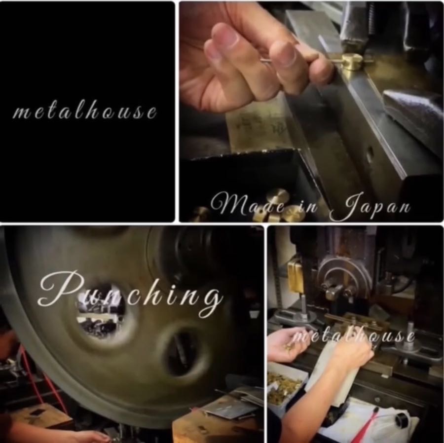 アルファベットチャーム、ブランドロゴタグ、オリジナルのブランドネーム入りプレート、アクセサリー、ホック、カシメ、ブローチ、チャームの特注オーダー。