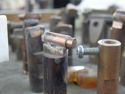 オーダーメイド・オリジナル・特注金具の製作を支える、メタルハウスの職人、道具たち
