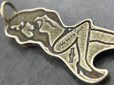 オリジナル金具からオリジナルの革小物までの製作 ノベルティー 記念品 贈呈品 販促品 販売促進 プレゼント オリジナルブランド ブランド・記念品・ノベルティー・販促品用、オリジナル・特注キーホルダーのオーダーメイド生産